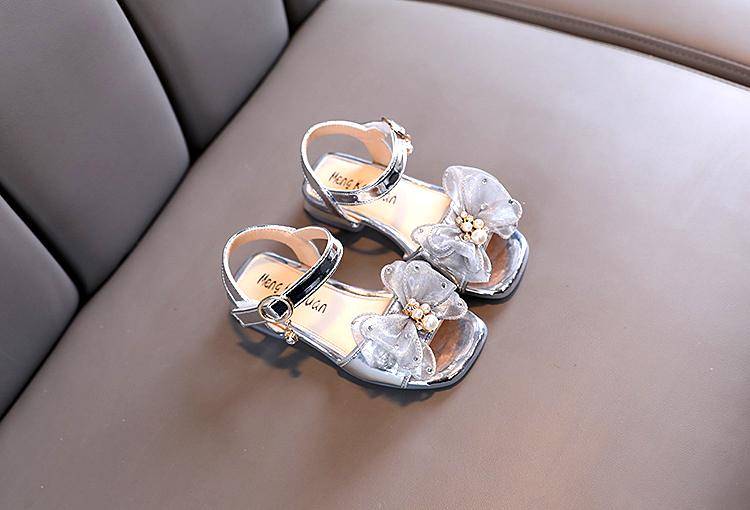 26-36 Casual Butterfly-knot Non-slip Soft Kid Shoes Summer Korean Children's Girls Princess Open Toe Beach Sandals Flowers Beads 26-36 Casual Butterfly-knot Non-slip Soft Kid Shoes Summer Korean Children's Girls Princess Open Toe Beach Sandals Flowers Beads