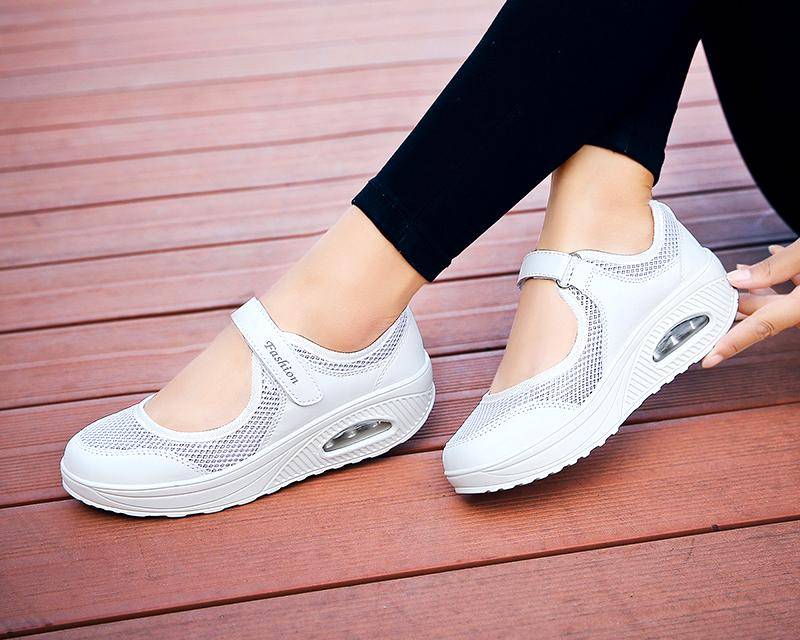 Fashion Women Platform Shoes Ladies Sneakers Mesh Light Women Casual Shoes Breathble Women Vulcanized Shoes Casual Sneaker