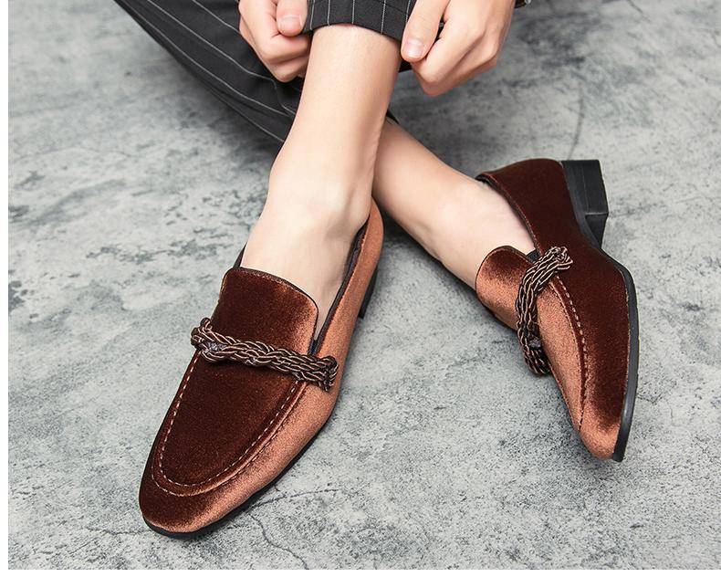 Qmaigie wedding shoes for men Dress Shoes 2022 Fashion Office Footwear High Quality Fashion Velvet Comfy Men Formal Shoes Brand