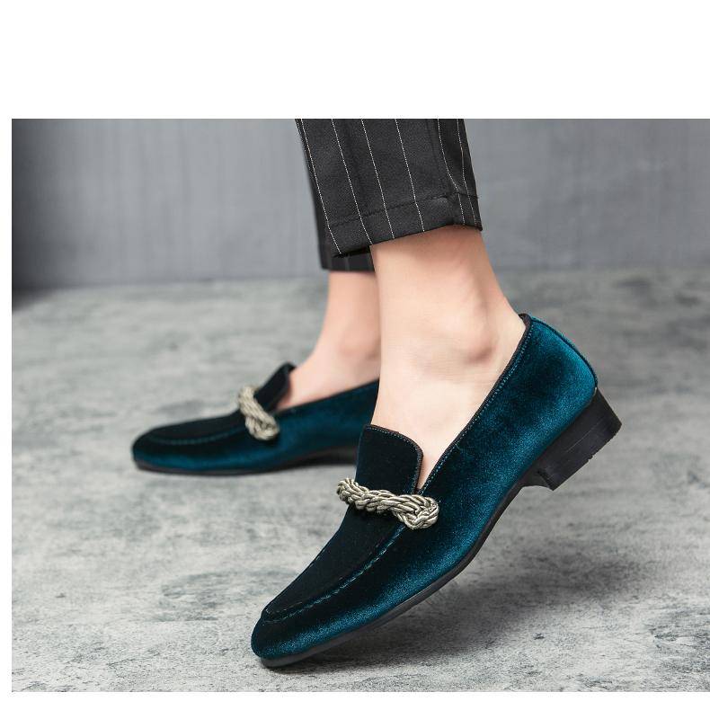 Qmaigie wedding shoes for men Dress Shoes 2022 Fashion Office Footwear High Quality Fashion Velvet Comfy Men Formal Shoes Brand