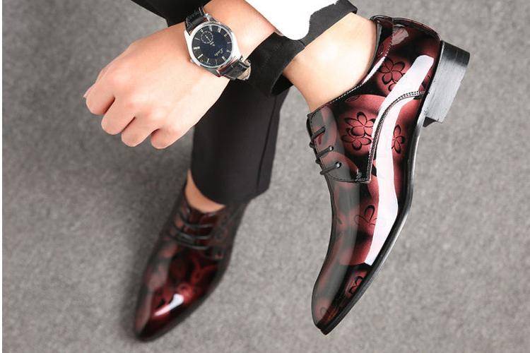 Oxford Men Shoes Italian Luxury Big Size Men Wedding Dress Shoes Formal Shoes For Men Sapatos Social Scarpe Uomo Eleganti