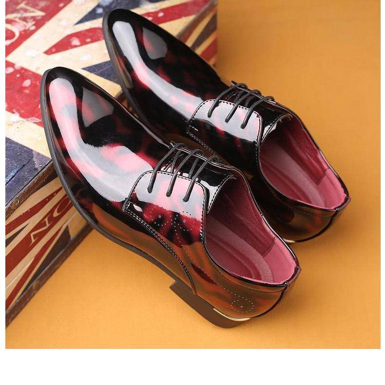 Oxford Men Party Shoes Patent Leather Office Shoes For Men 2022 Italian Formal Dress Gents Shoes Fashion Chaussure Mariage Homme Oxford Men Party Shoes Patent Leather Office Shoes For Men 2022 Italian Formal Dress Gents Shoes Fashion Chaussure Mariage Homme